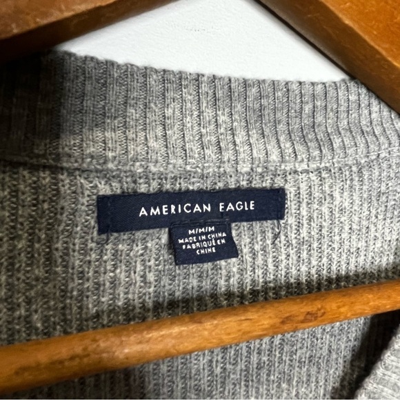 🦋🌙 AEO | Gray Sweater with Buttons and Striped Arm Bands - Picture 8 of 8